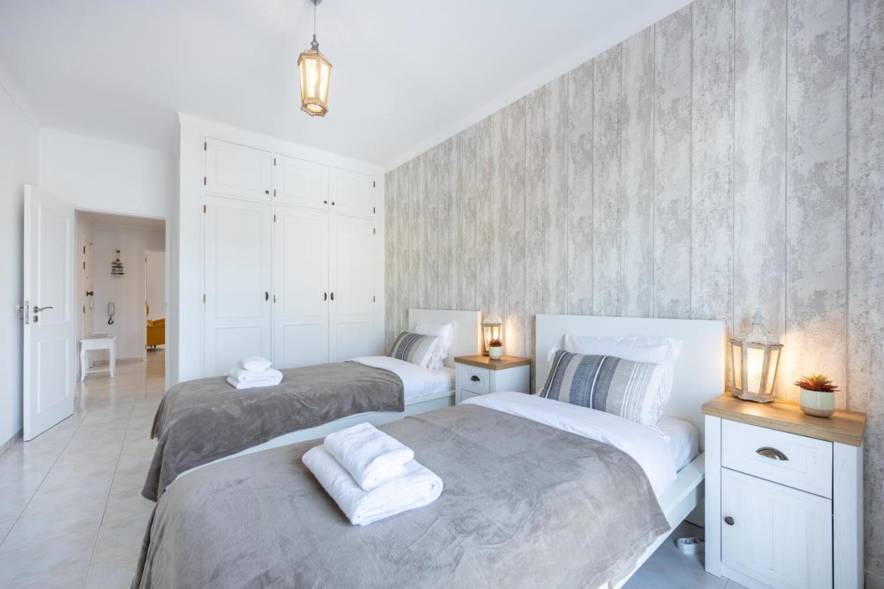 Stylish Seashore Apartment Lagos Bagian luar foto